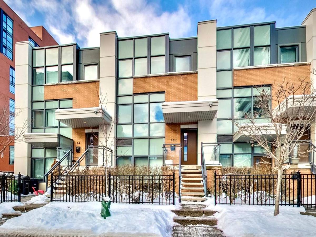 Home In Downtown Торонто Экстерьер фото